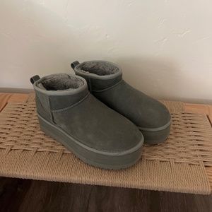 UGG platform ultra mini